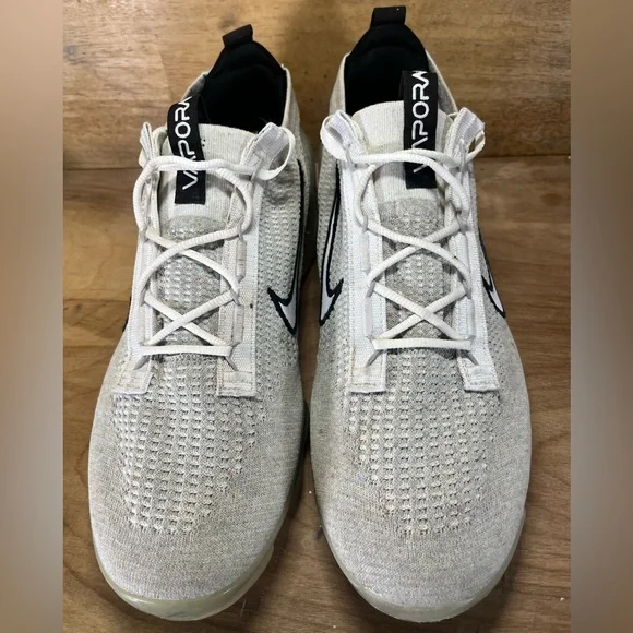 Nike Air VaporMax 2021 Flyknit Mens Size 13 Running Shoes Sneakers Gray - Picture 3 of 10